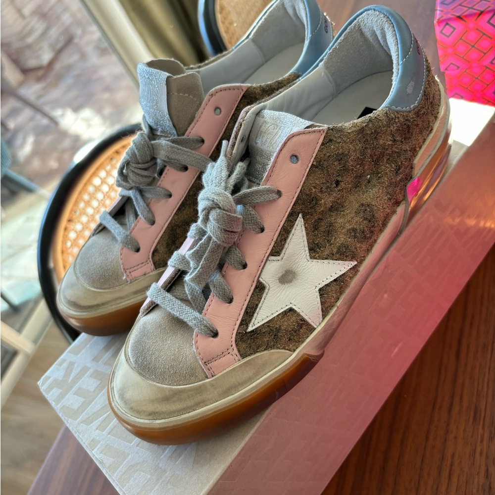 Golden Goose superstar